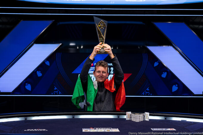 Giuliano Bendinelli foi campeão do Main Event do EPT Barcelona