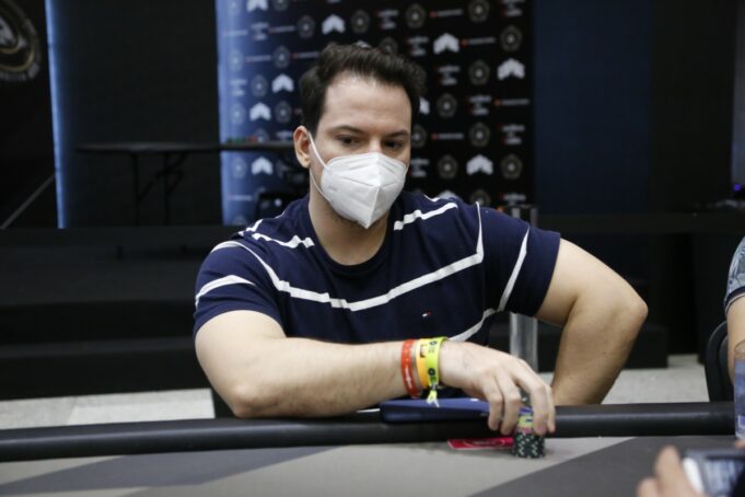 Rafael Monteiro levou uma bela forra no Americas Cardroom