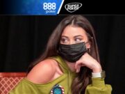 Samantha Abernathy não faz mais parte do time do 888poker (Reprodução/Instagram @samabernathyy)