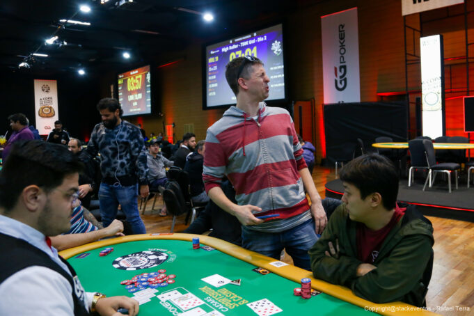 Eduardo Duschar foi o último eliminado fora do dinheiro no HIgh Roller da WSOP Brazil