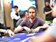 Ben Heath avançou como chip leader no Dia 1 do Super High Roller