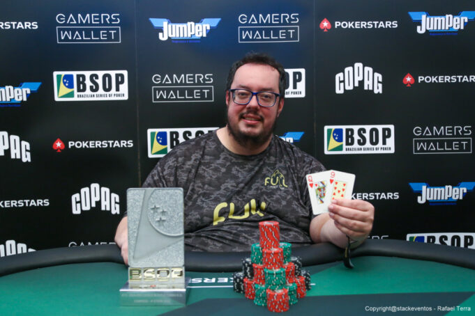 Geraldo César, campeão do Dealer's Choice NLH/PLO Turbo KO do BSOP Gramado