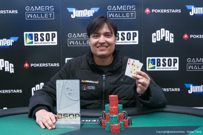 Fernando Araújo, campeão do Heads-Up do BSOP Gramado