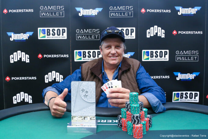 Mauro Steffen campeão do Pot-Limit Omaha do BSOP Gramado