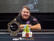 Rene Nezhoda, campeão do Main Event do Enjoy Poker Tour