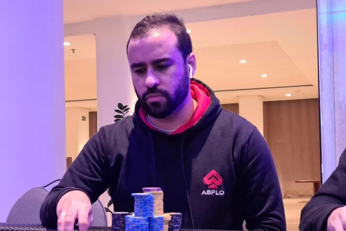 Yuri Andrade, chip leader do Dia 1B do Main Event do NPS Pixbet Salvador