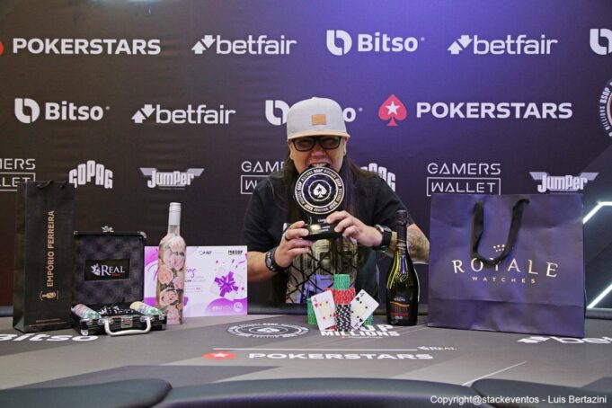 Carla Duarte faturou a vitória no BSOP Millions