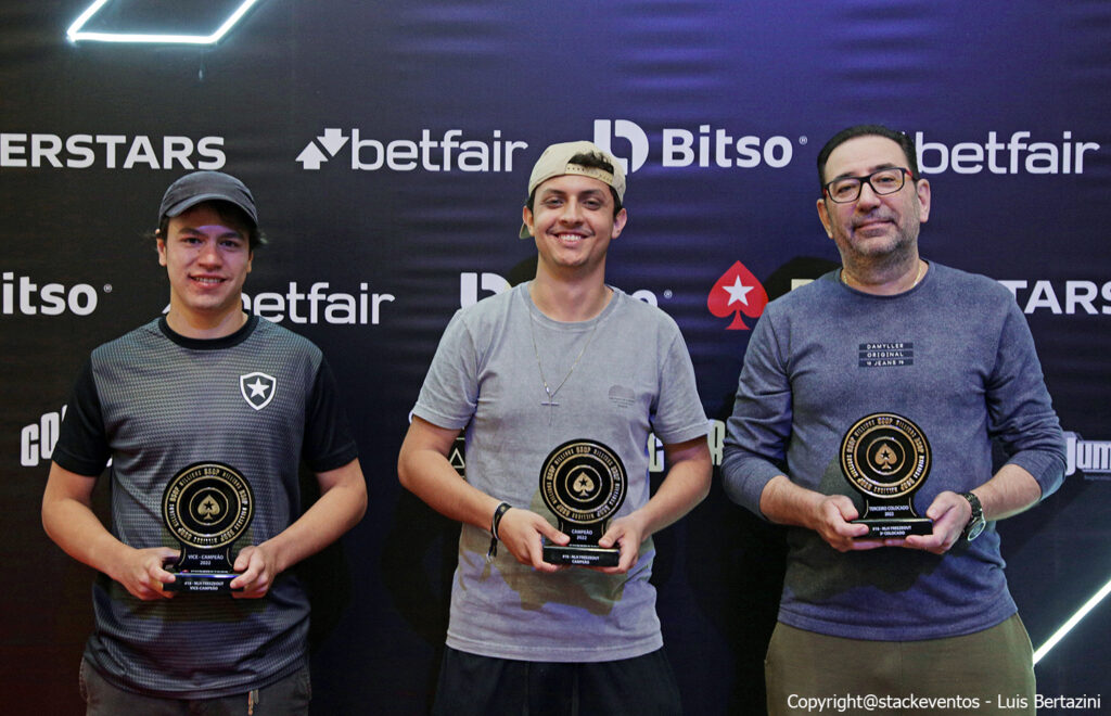 Pódio do Freezout do BSOP Millions