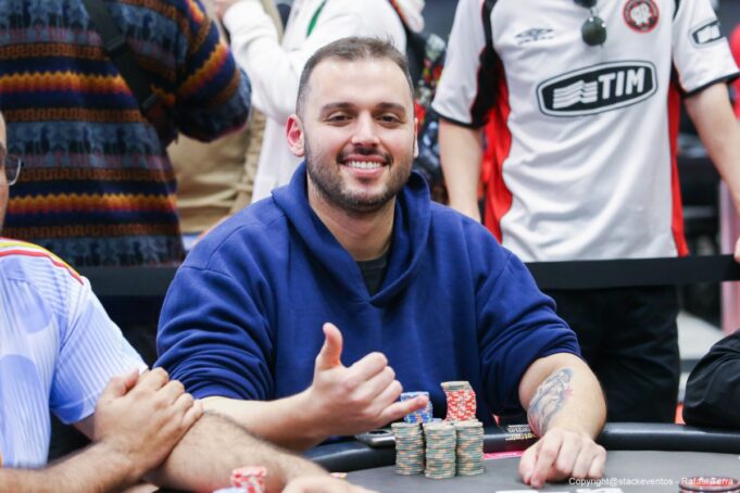 Gabriel Borges aparece no topo do chip count