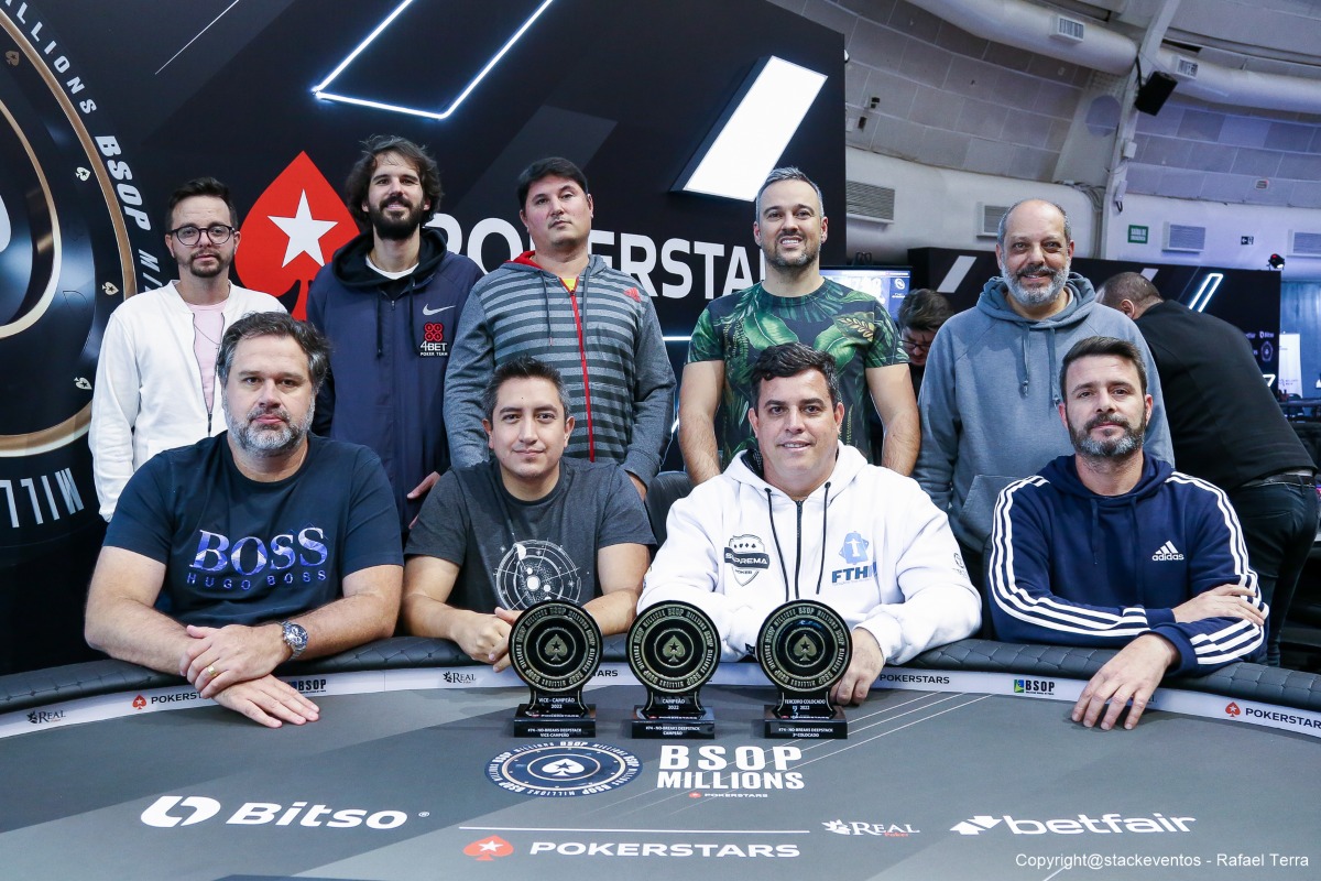 Mesa final do No-Breaks Deepstack