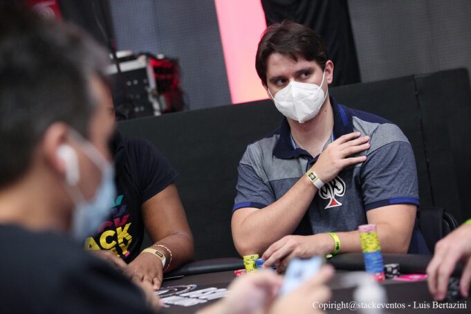 Breno Heleno foi o destaque brasileiro na sexta (25) no PokerStars