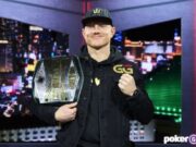 Jason Koon é o campeão oficial do High Stakes Duel III (Foto: PokerGO)