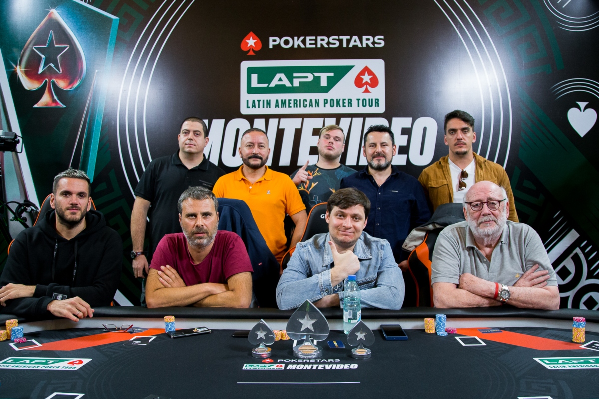 Mesa final do NLH Freezeout do LAPT Montevidéu