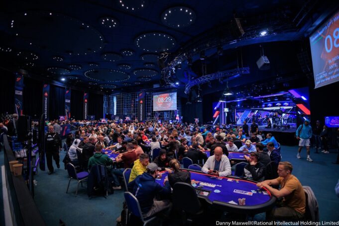 Main Event encheu o salão do EPT Monte Carlo