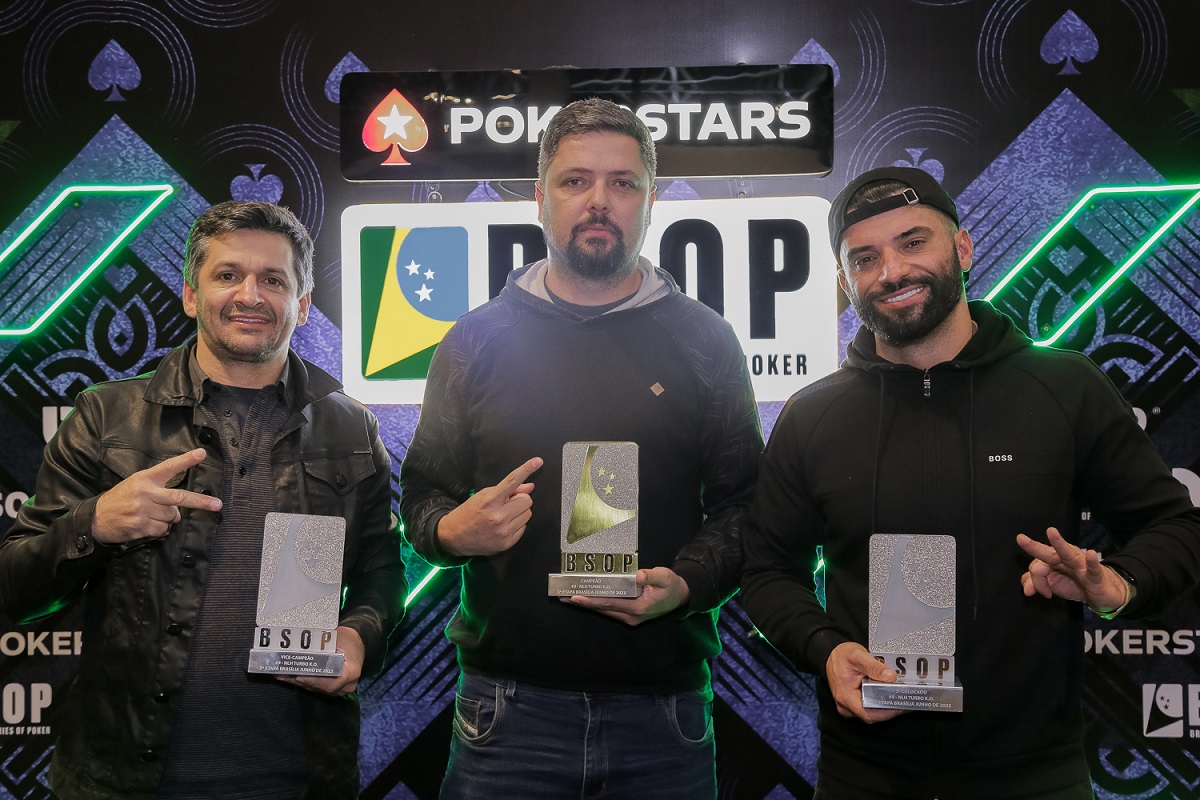 Pódio do NLH Turbo KO do BSOP Brasília