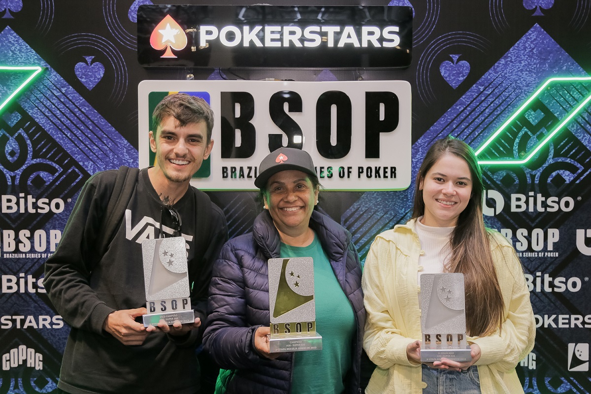 Pódio do Super 500 do BSOP Brasília