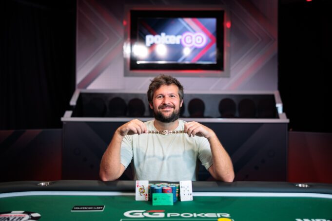 Chad Eveslage faturou seu segundo bracelete (Foto: WSOP)