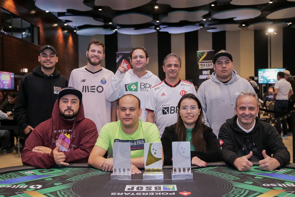 Mesa final do Turbo Superstack do BSOP Brasília