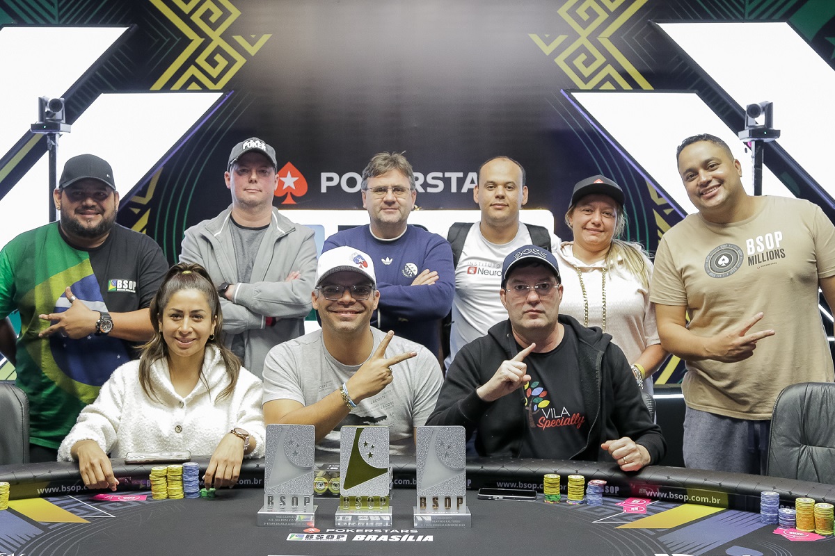 Mesa final do Turbo Progressive KO do BSOP Brasília