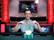 Scott Abrams bateu um field de 1.458 entradas no torneio (Foto: WSOP)