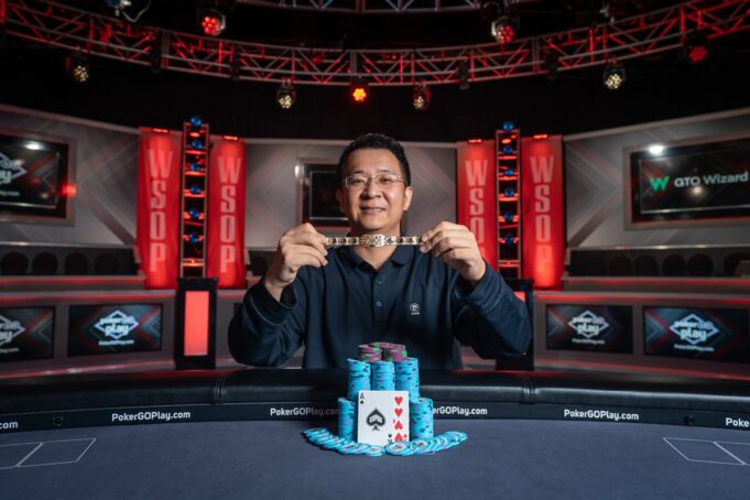 Yang Zhang é o sexto chinês mais premiado da história (Foto: WSOP)