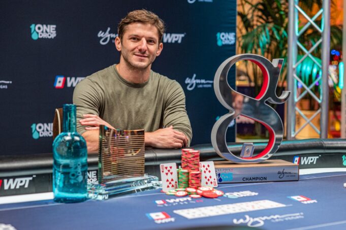 Jonathan Jaffe levou uma verdadeira bolada com o título (Foto: WPT)