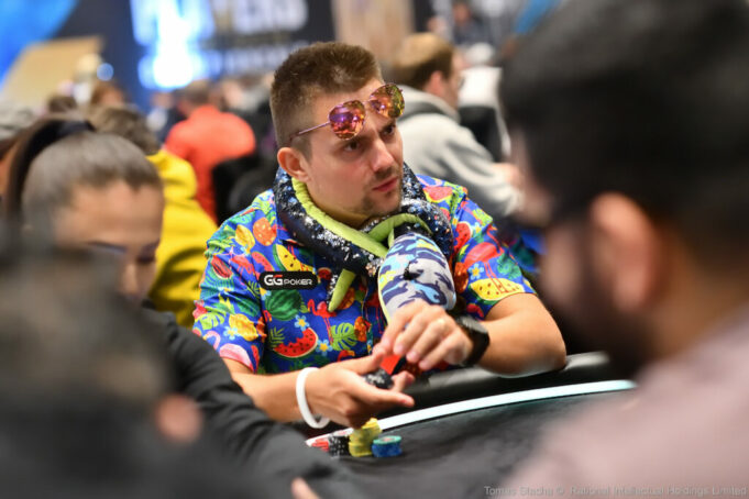 Rayan Chamas se despediu do Main Event da WSOP