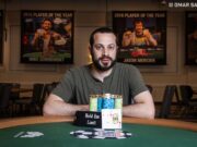 Ryan Miller se aproxima da marca de US$ 900 mil coletados em torneios ao vivo (Foto: WSOP)