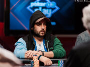 Juan Maceiras puxa a fila no Main Event da WSOP