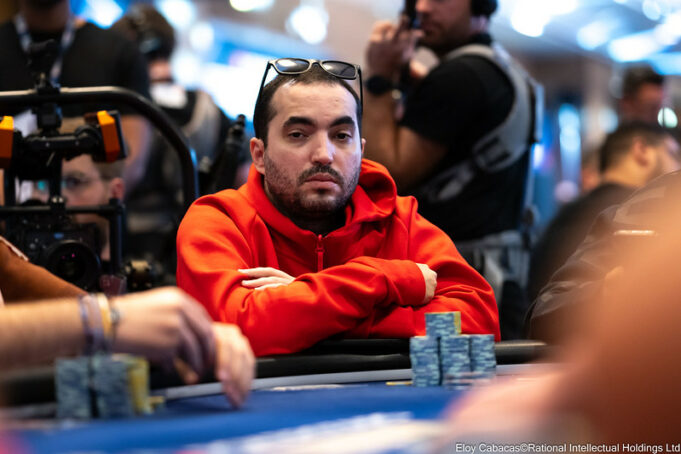 João Sydens avançou com o terceiro maior stack