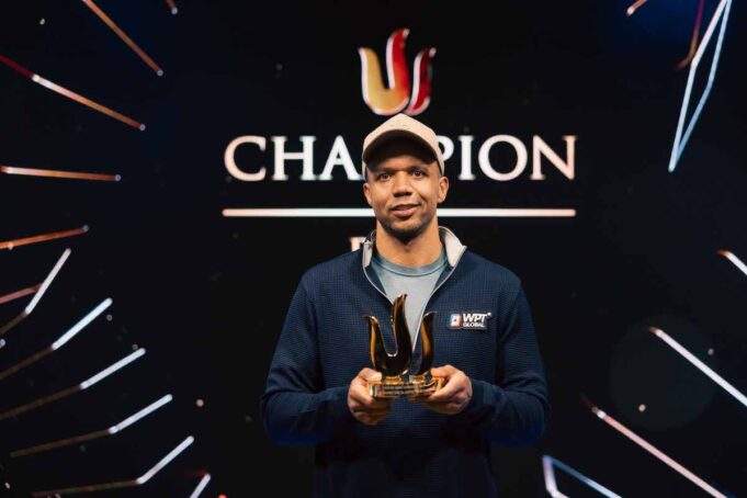 Phil Ivey bateu Danny Tang no heads-up (Foto: Triton Poker)