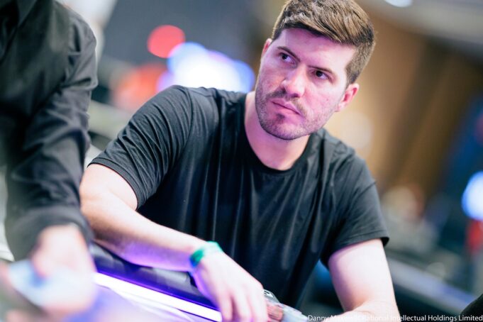 Edílson Júnior brigará por uma grande forra no Estrellas High Roller