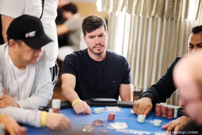 Edilson Junior garantiu o Brasil em mais uma mesa final no EPT Barcelona