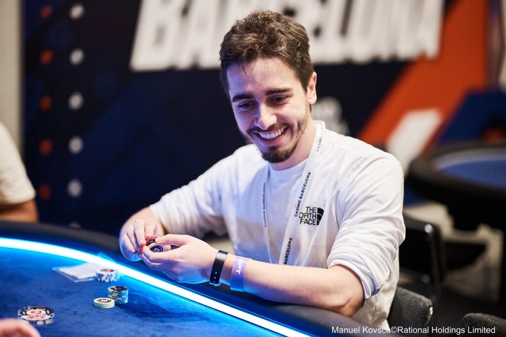 Felipe Ketzer está com a leitura em dia no EPT Barcelona