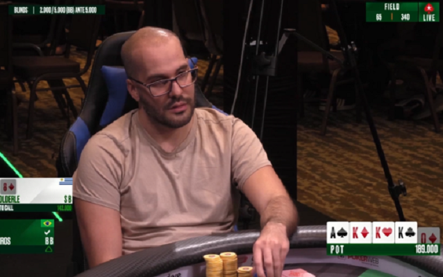 Uri Scholderle foldou o full house no Main Event do LAPT Panamá