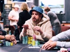 Jared Bleznick começará o Dia 2 na ponta do chip count (Foto: PokerGO)