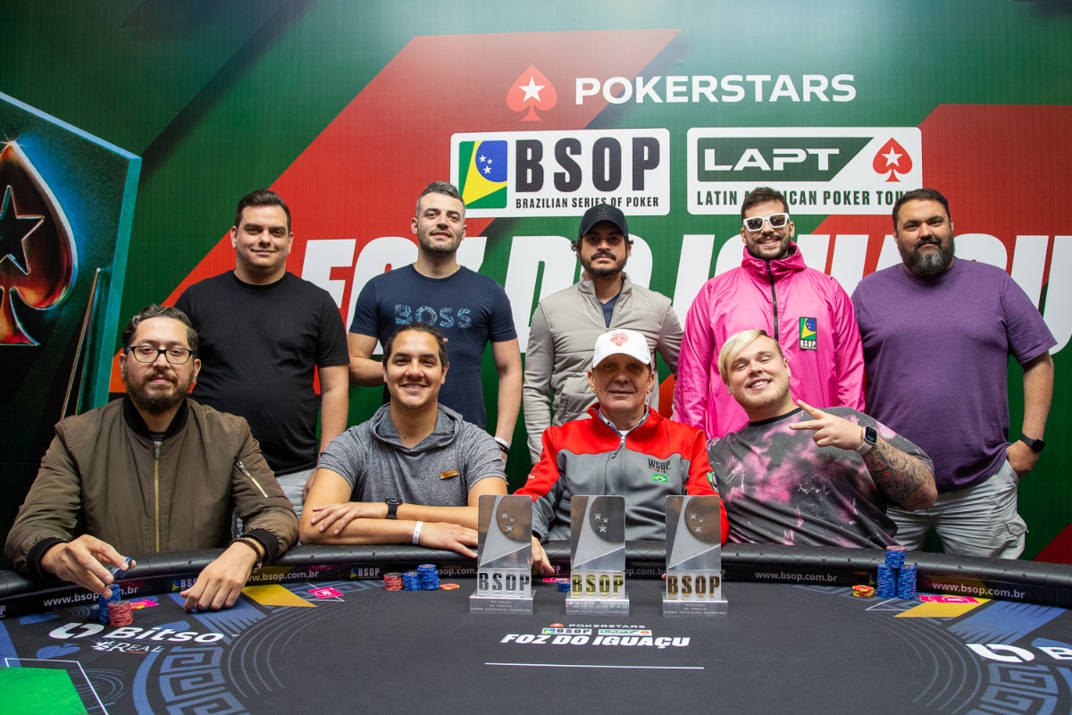 Mesa Final do Turbo KO do BSOP Foz do Iguaçu