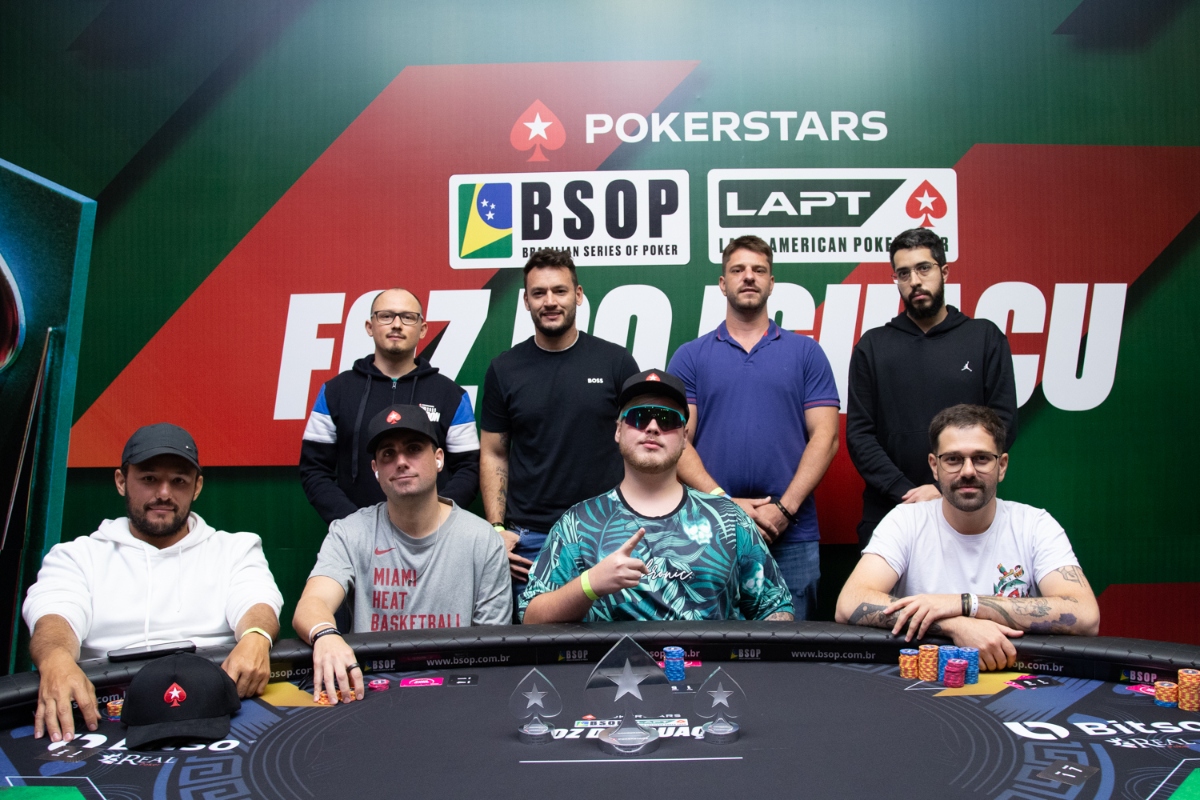 Mesa final do Single Day High Roller do LAPT Foz do Iguaçu