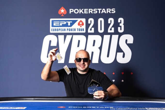 Oleg Semionov fez bonito logo no segundo dia do EPT Chipre