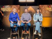 James Hartigan, Joe Stapleton e Nadya Magnus foram os juízes do Big Game (Foto: PokerNews)