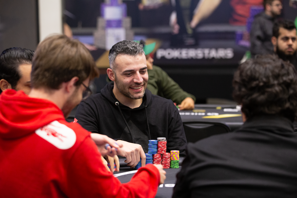 Willian Cestari alcançou mais uma mesa final no sexto dia do BSOP Millions