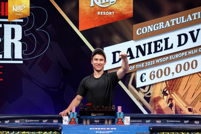 Daniel Dvoress faturou seu primeiro bracelete no live (Foto: WSOP)