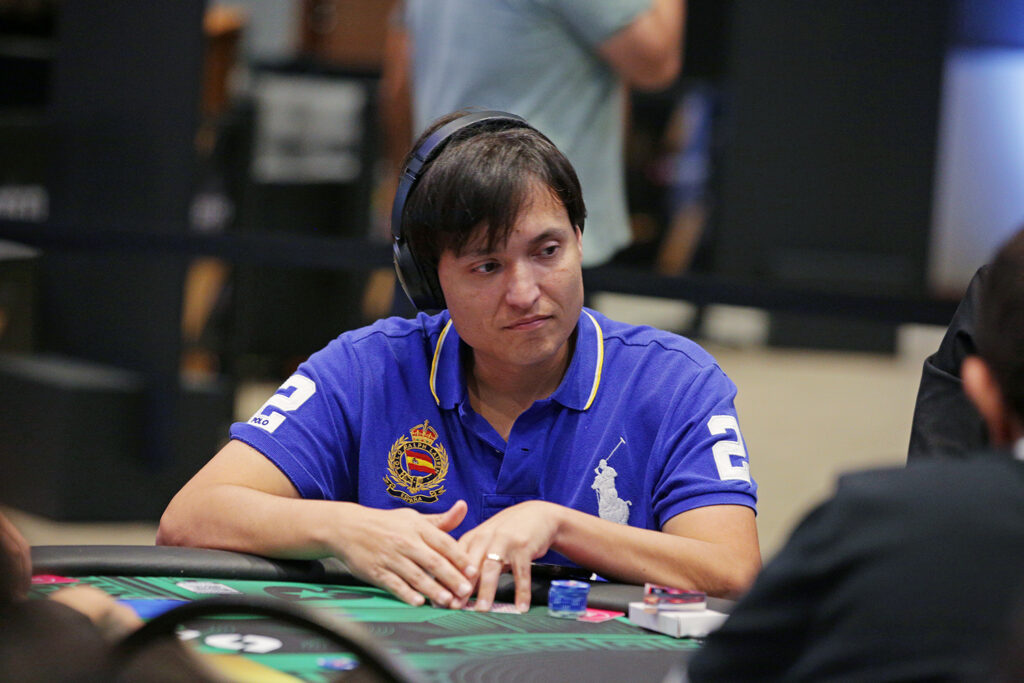 Fernando Araújo foi o segundo jogador a alcançar o bicampeonato no Main Event do BSOP