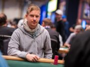 Viktor Blom chegou na sua primeira FT da série mundial (Foto: PokerNews)