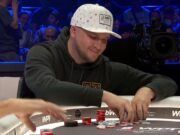 Jon Glendinning conseguiu se manter vivo no WPT Prime Championship (Foto: Reprodução/Youtube @World Poker Tour)