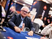 Nikolaos Iliakis foi salvo pelo call no EPT Praga (Foto: PokerNews)