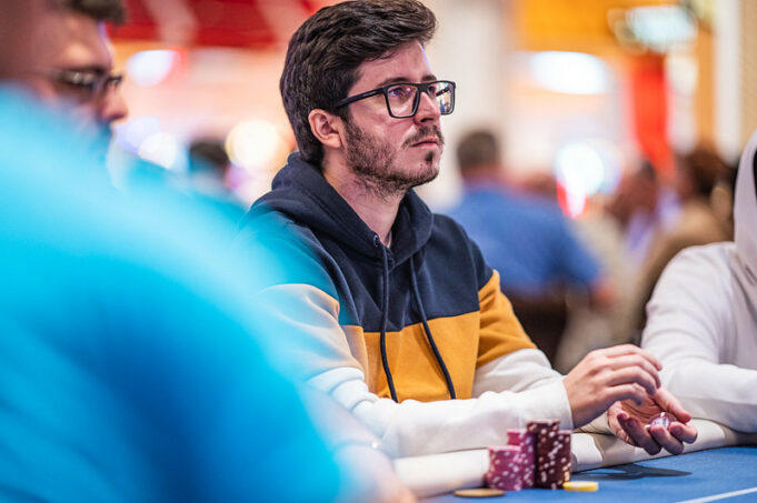 Dennys Ramos está em uma decisão valiiosa no WPT WC (foto: WPT)