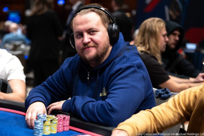 Jon Kyte é o chip leader do EPT Praga após o Dia 3