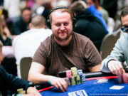 Jon Kyte está arrasador nas mesas do Main Event do EPT Praga