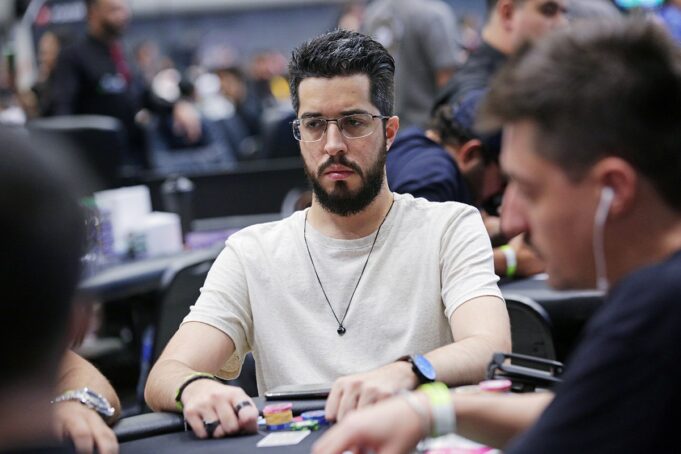 Eder Campana teve um domingo (14) de sucesso no GGPoker